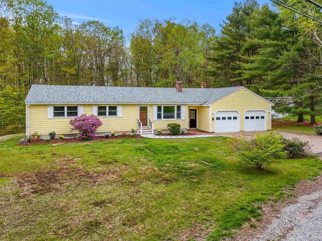 Photo of 6 Colonial