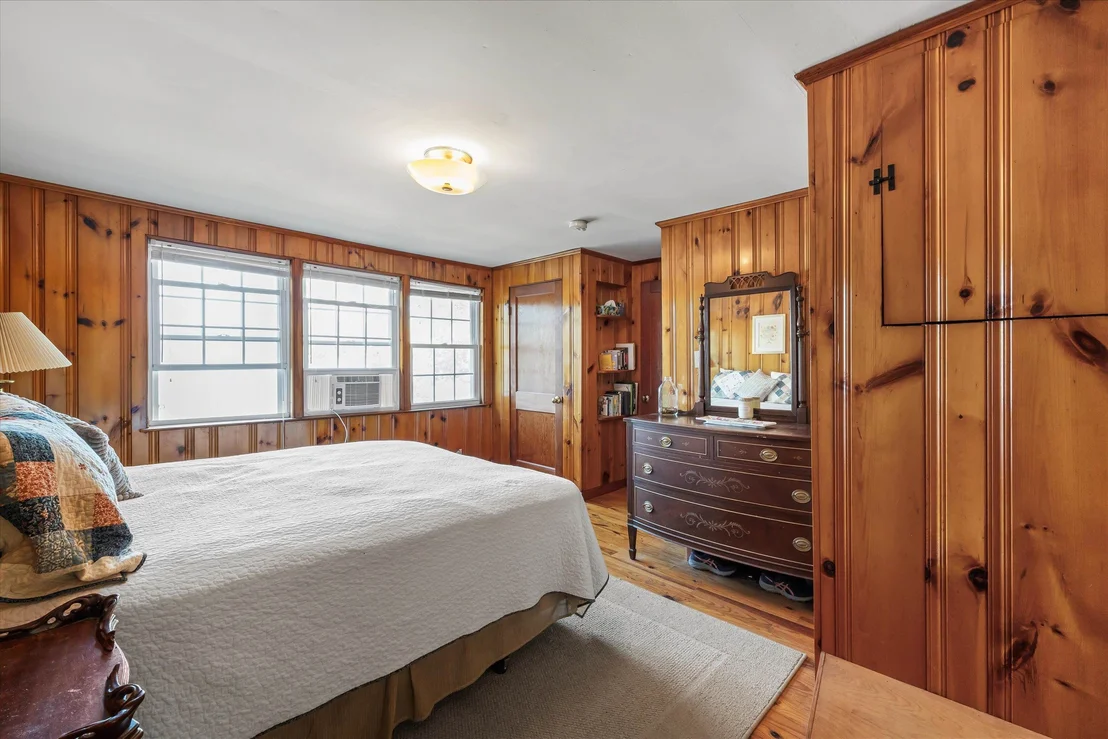 Photo of 42 Brewster