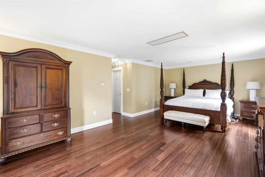 Photo of 5 Sherwood