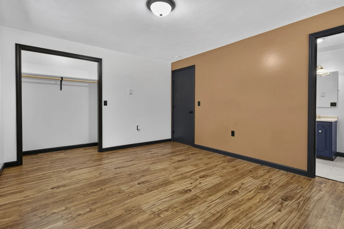 Photo of 7 Danforth