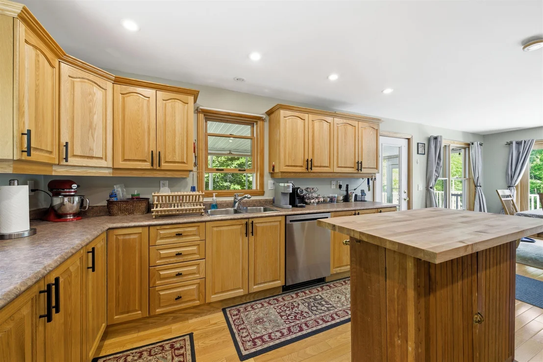 Photo of 299 Cloutier