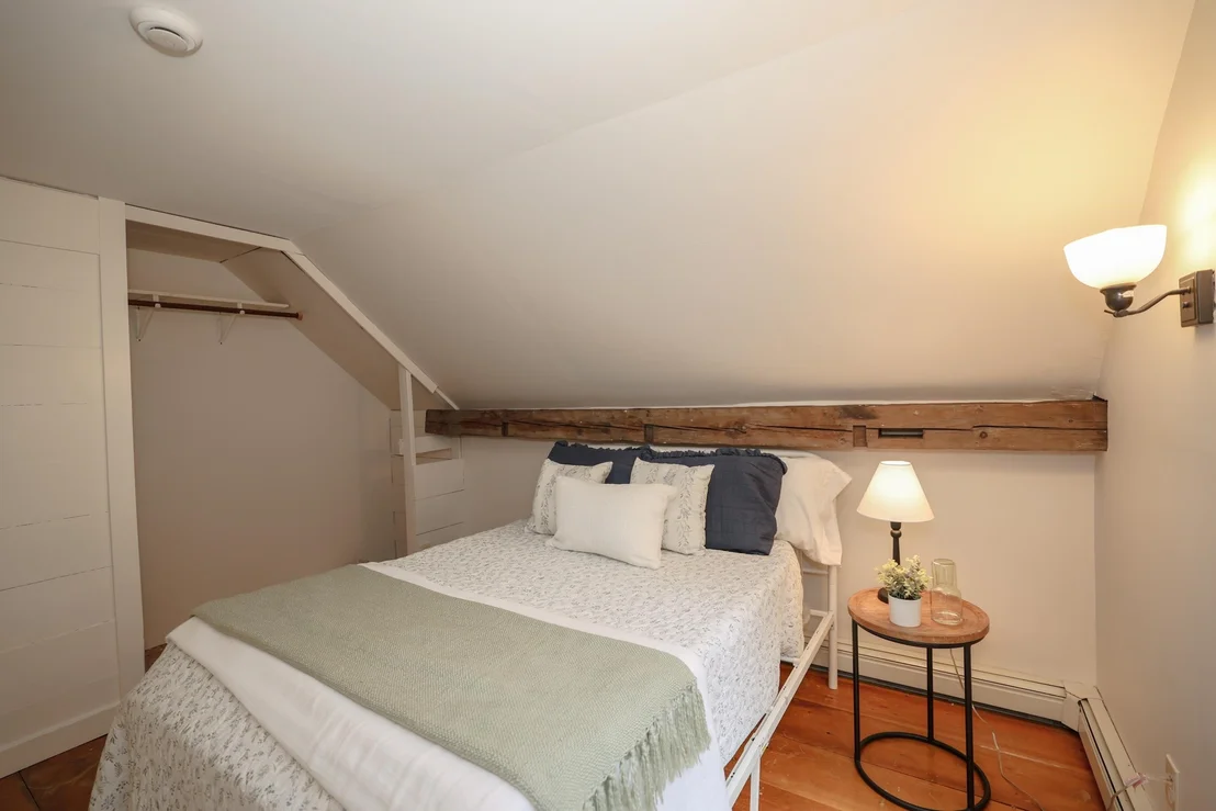 Photo of 15 Ledge