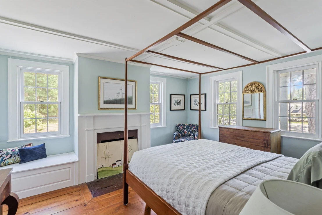 Photo of 83 Walnut