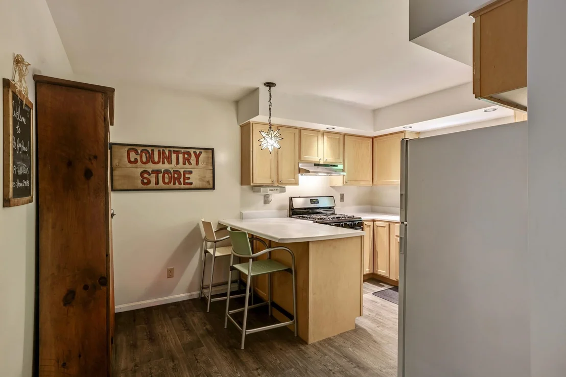 Photo of 57 Pine