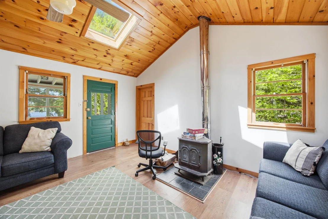 Photo of 310 Hemlock