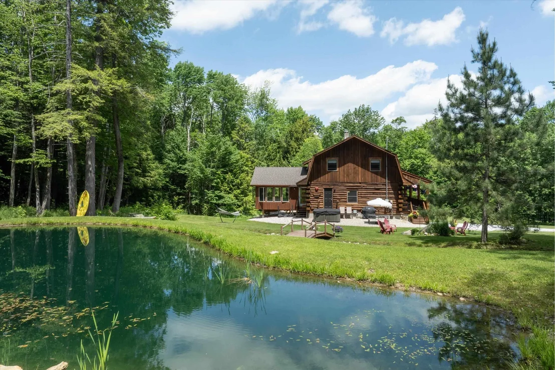 Photo of 566 Patch Hill