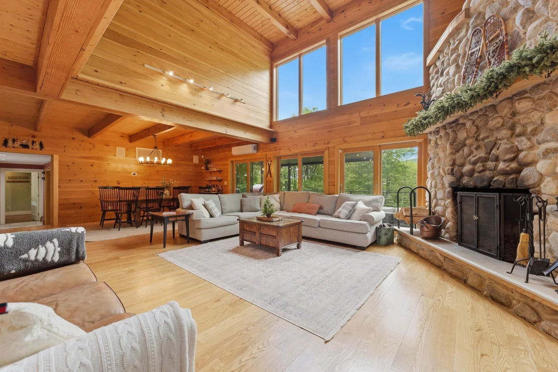Photo of 27 Mountain View