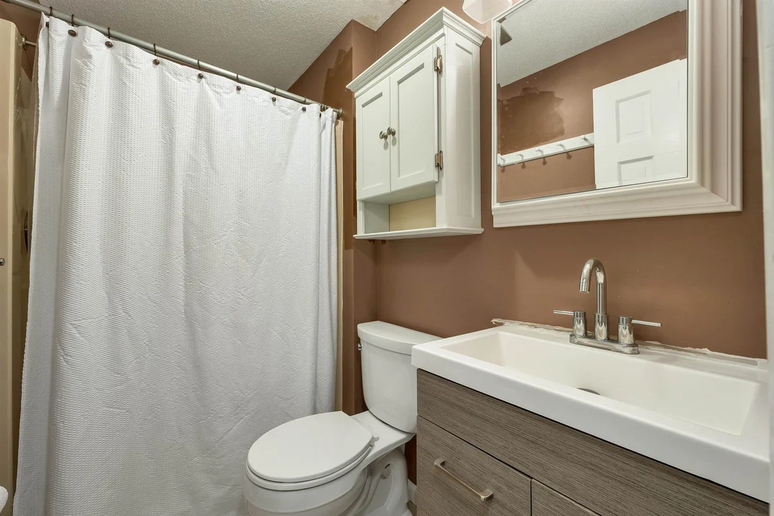 Photo of 51 Stacey