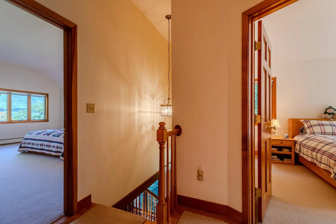 Photo of 80 Bear Ridge