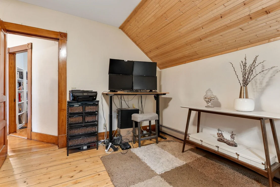 Photo of 208 Elm