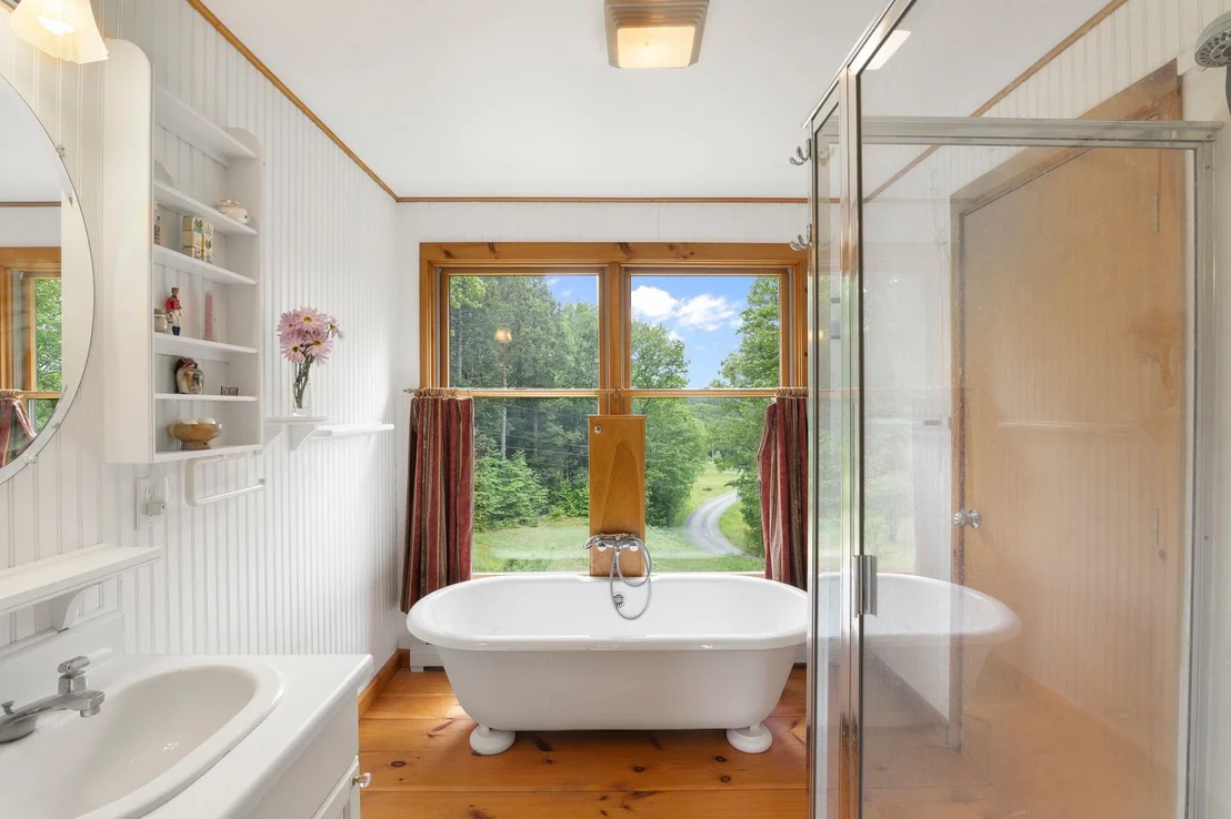 Photo of 104 Juniper Ridge