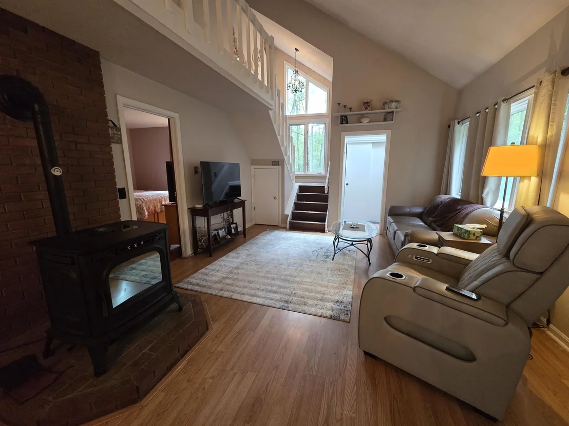 Photo of 6 Sugar Hill