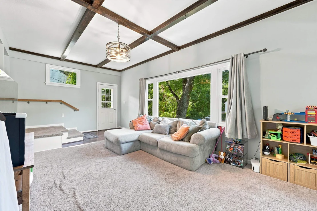Photo of 35 Pelham
