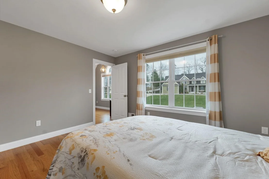 Photo of 26 Lamplighter