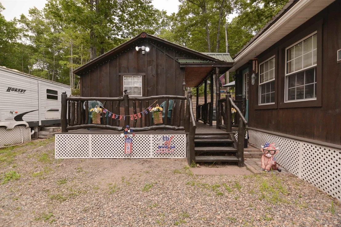 Photo of 9 Eagle