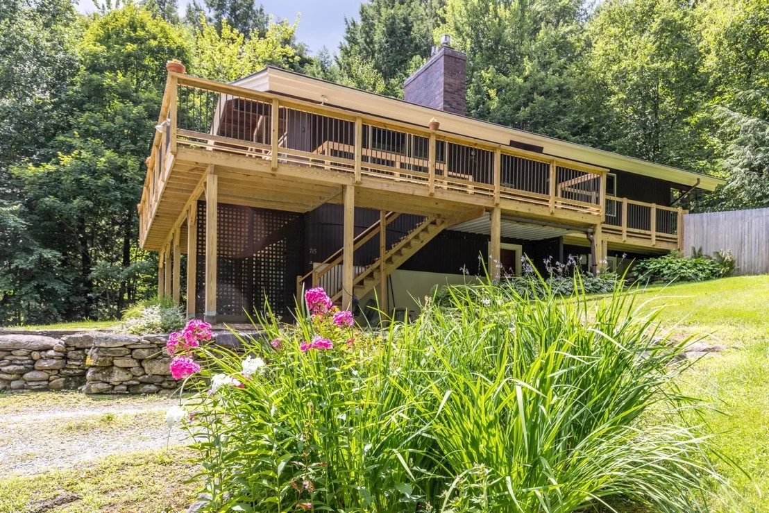 Photo of 715 Luce Hill