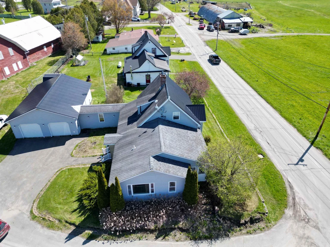 Photo of 268 Roaring Brook