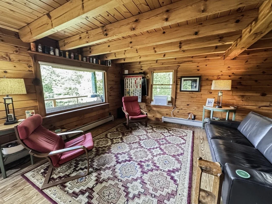 Photo of 3 Old County