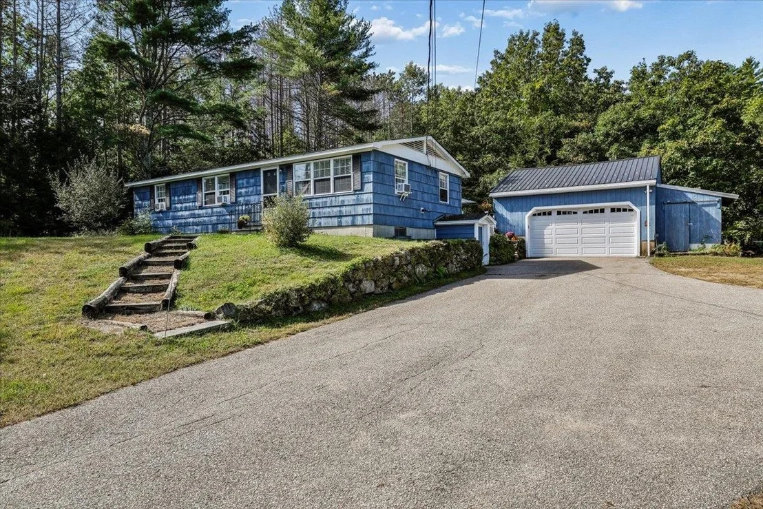 Photo of 246 Hill