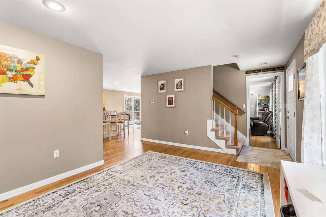 Photo of 75 Mcdaniel Shore