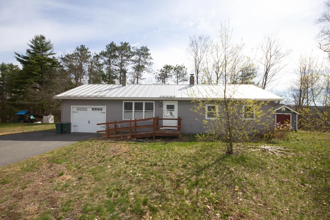 Photo of 5 Pine Ridge