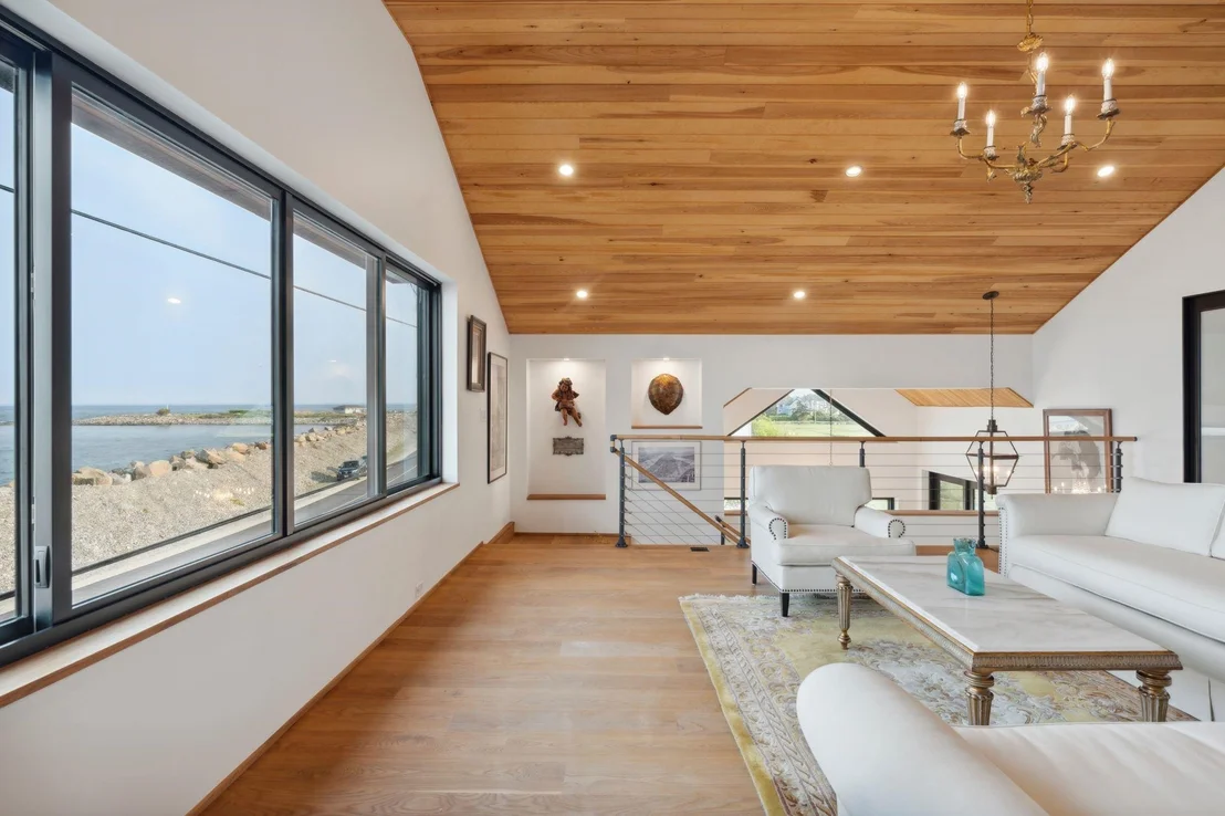 Photo of 1681 Ocean