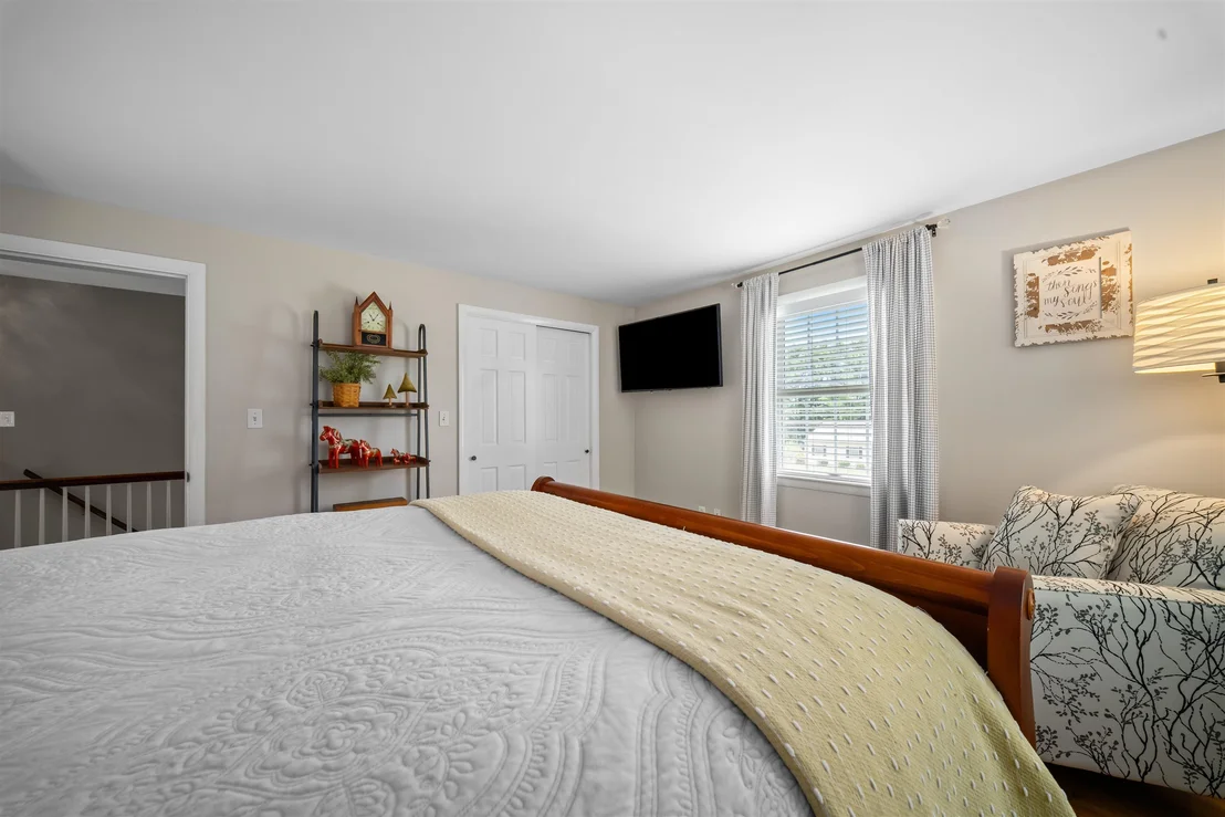 Photo of 232 Dover Point
