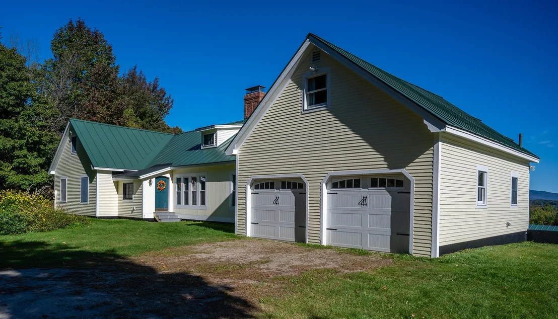 Photo of 388 Dolloff Pond