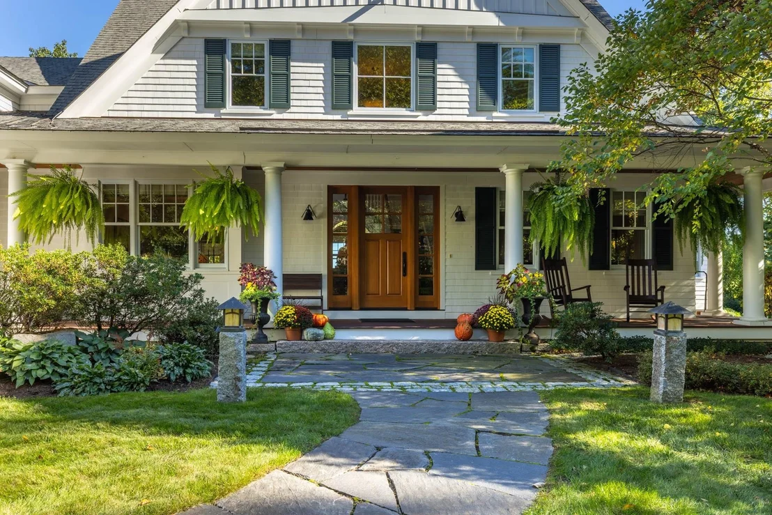 Photo of 24 WISTERIA