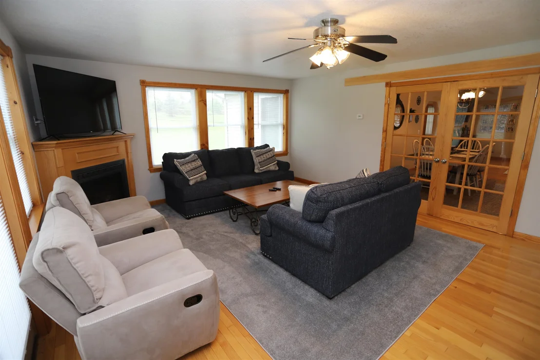 Photo of 348 Whispering Pines