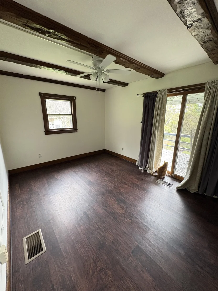 Photo of 1250 Braintree Hill