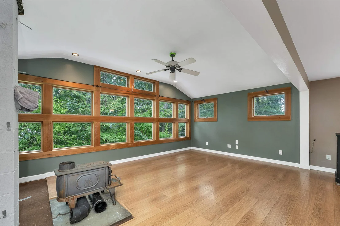 Photo of 91 Oak Hill