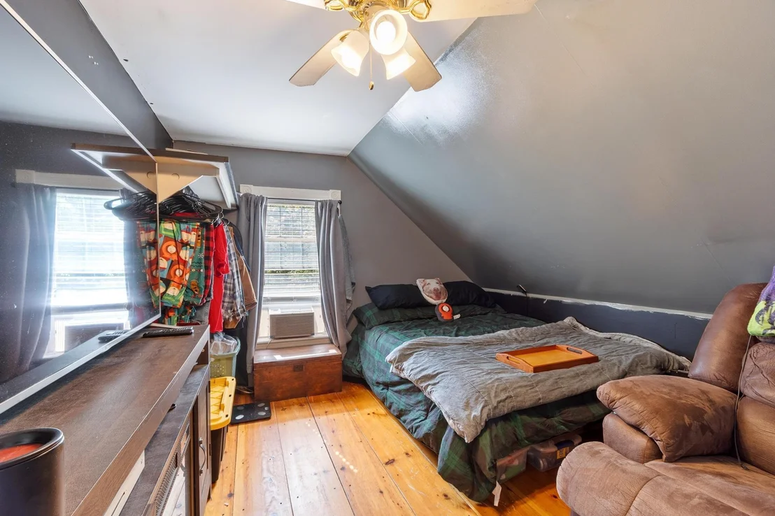Photo of 166 Keene