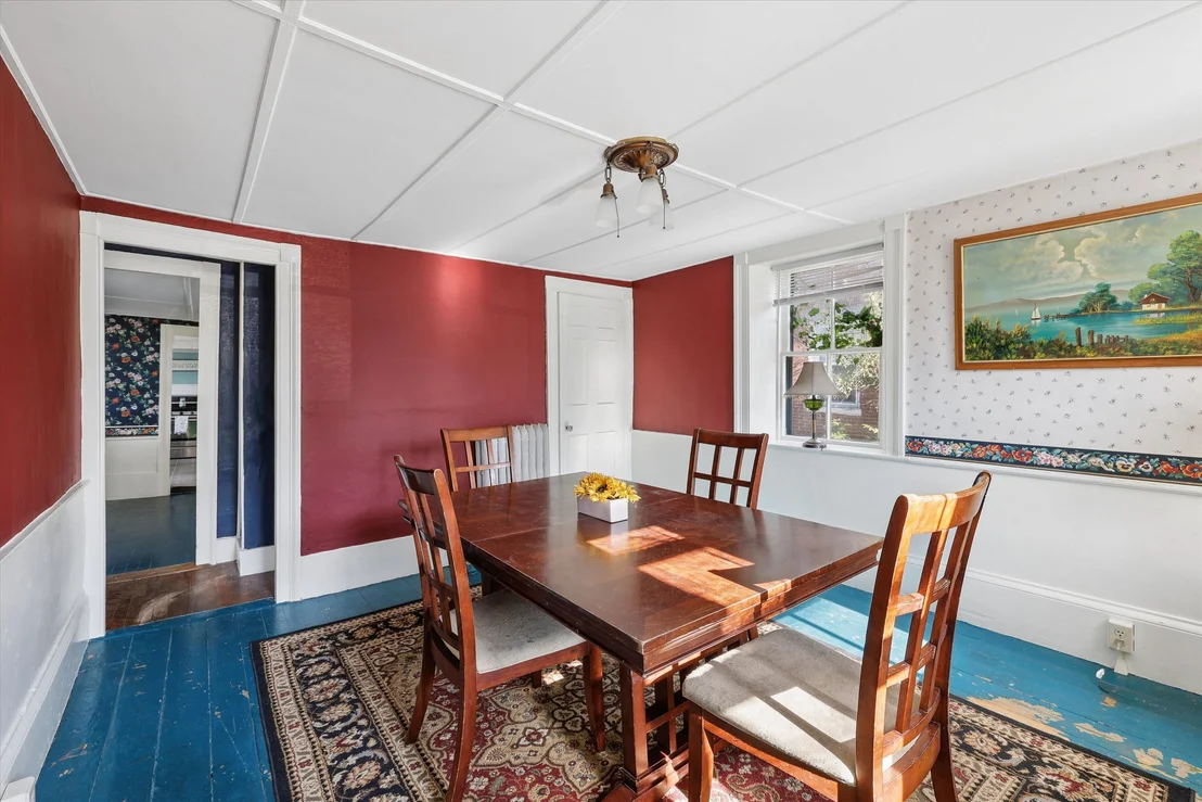 Photo of 47 N Spring