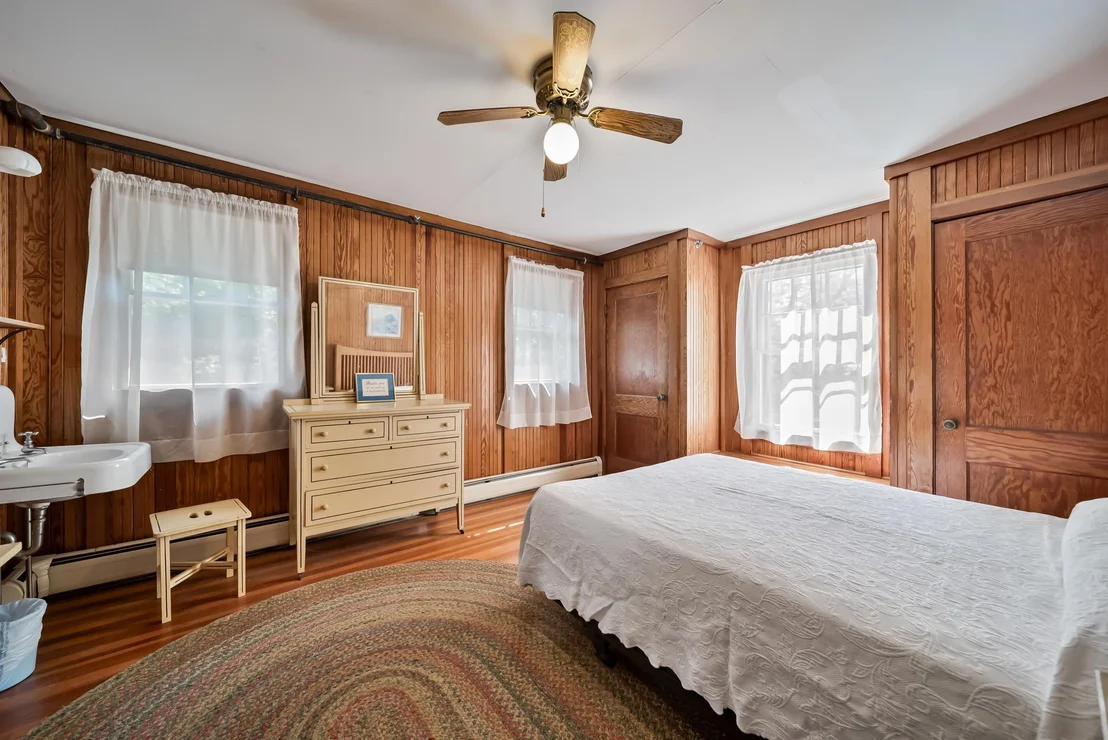 Photo of 28 Pine Colony