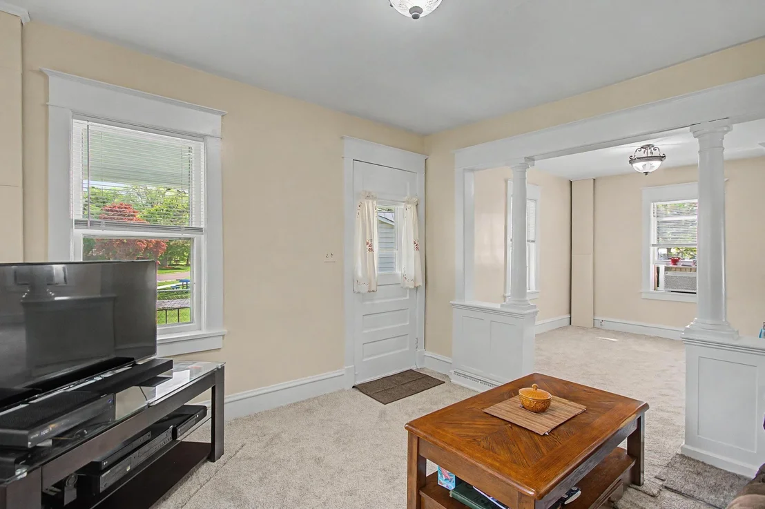 Photo of 64 Pine