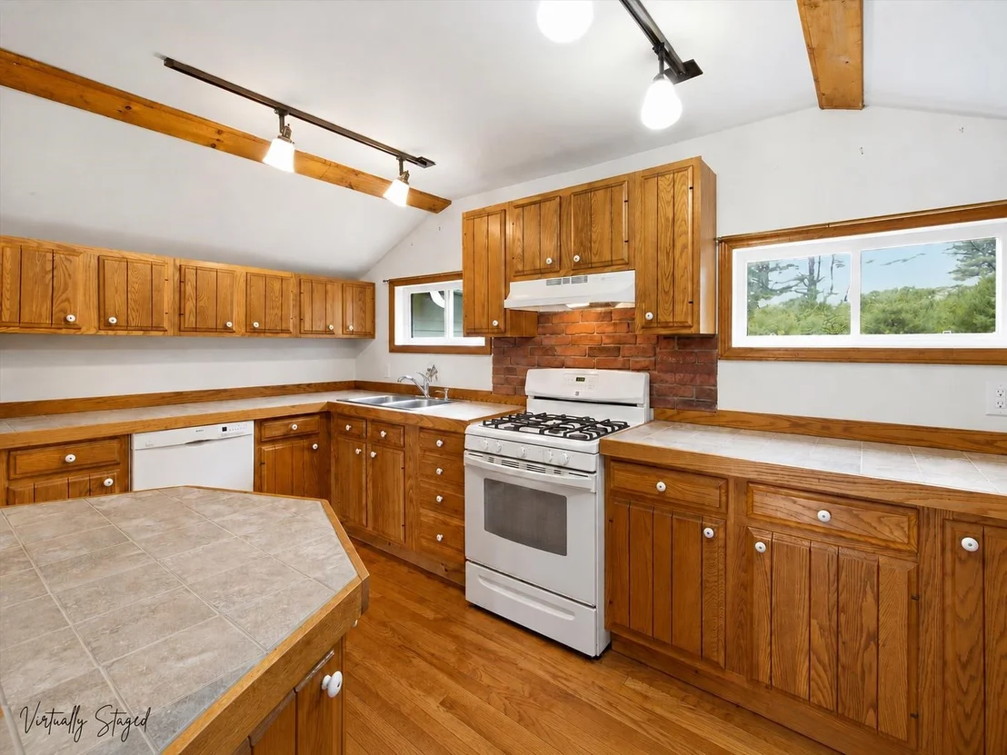 Photo of 411 Bay