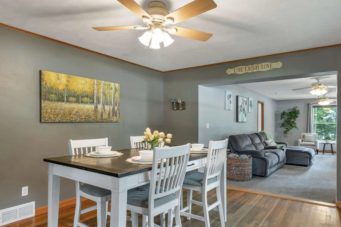 Photo of 6 Ridgewood