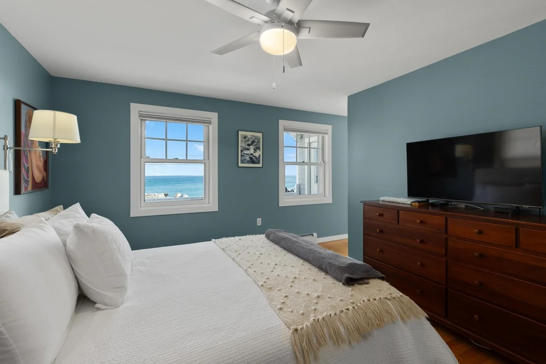 Photo of 1643 Ocean