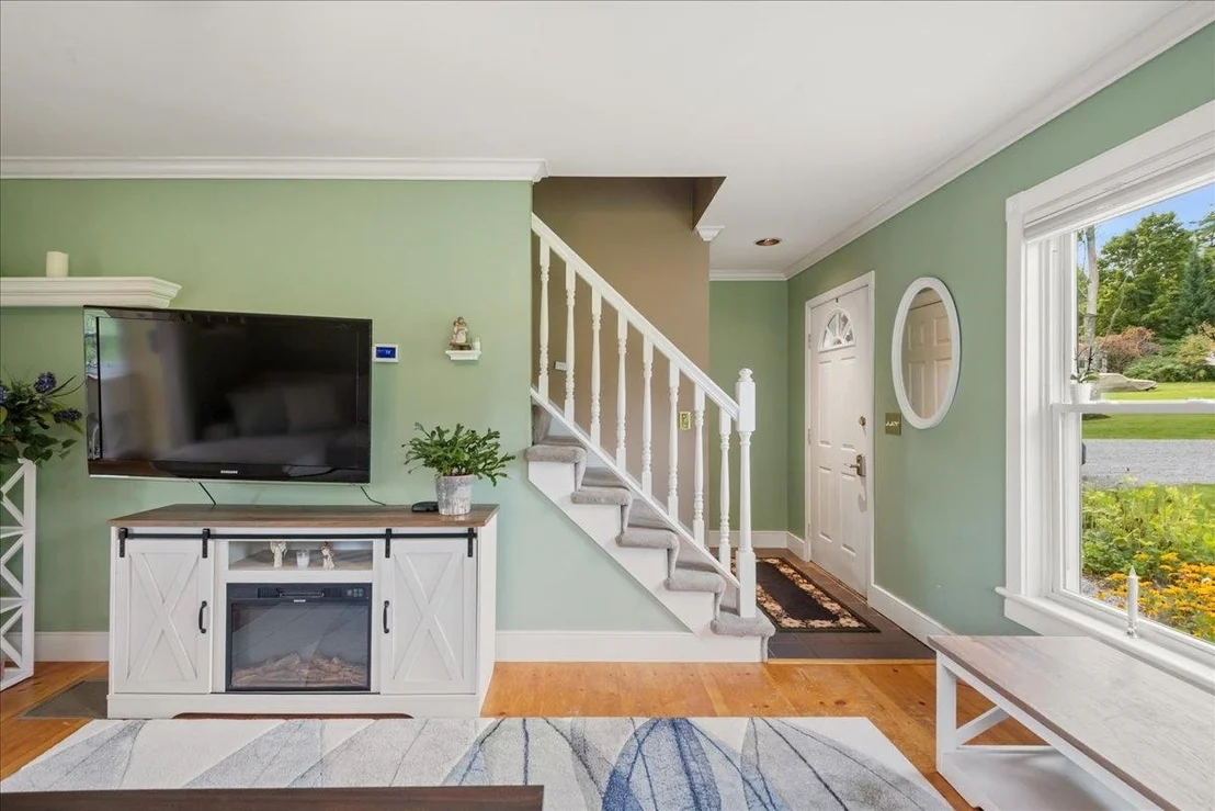 Photo of 381 Bennett