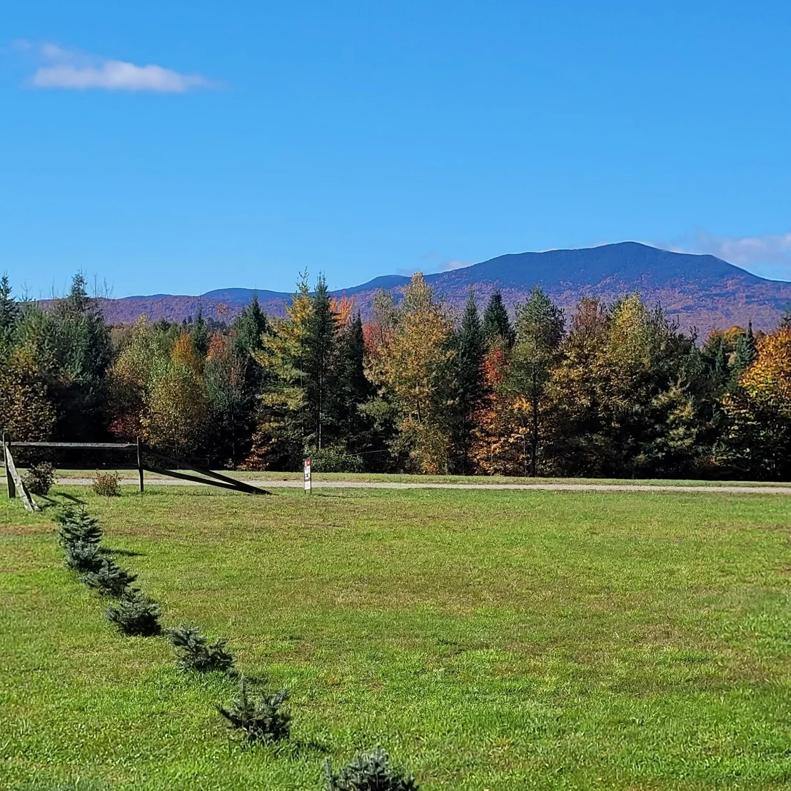 Photo of 102 River Bend Meadow