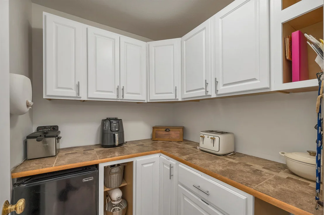 Photo of 537 Pingree Hill