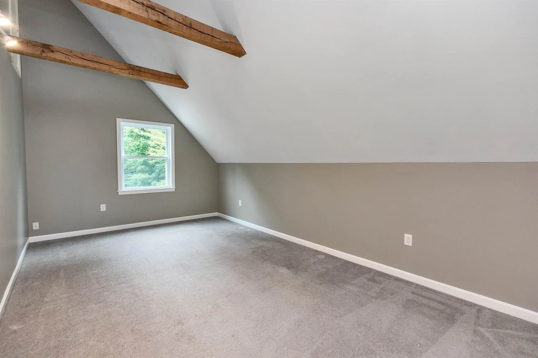 Photo of 489 Greenfield