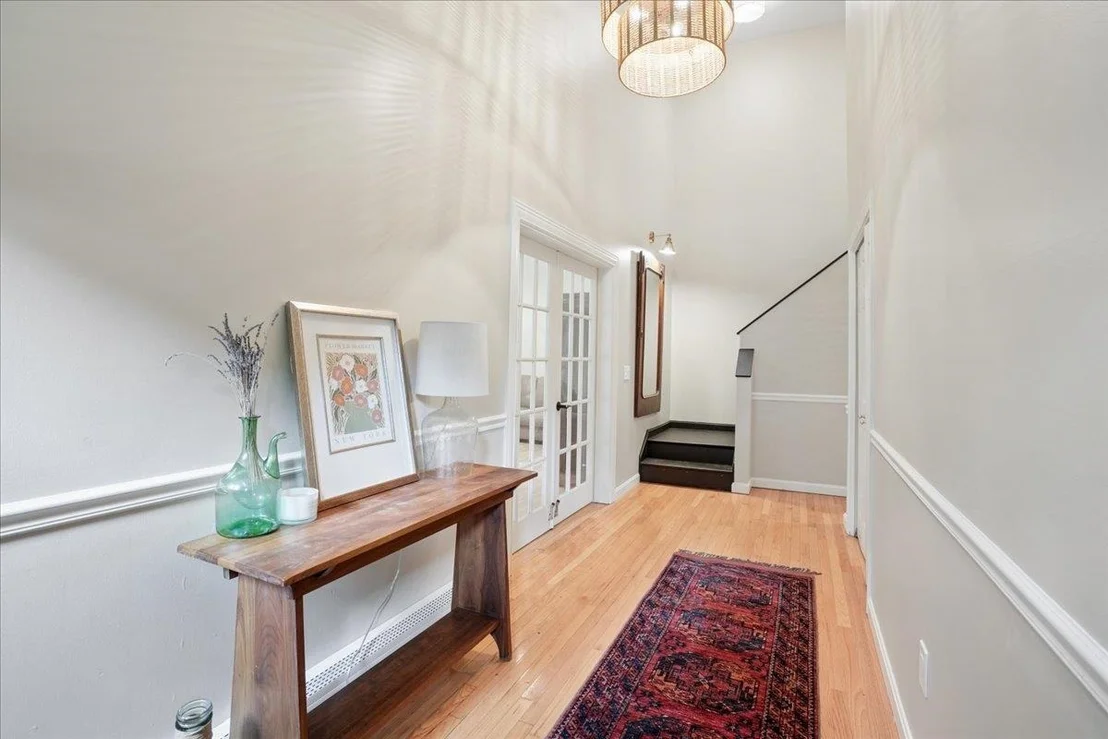 Photo of 72 Oakmont