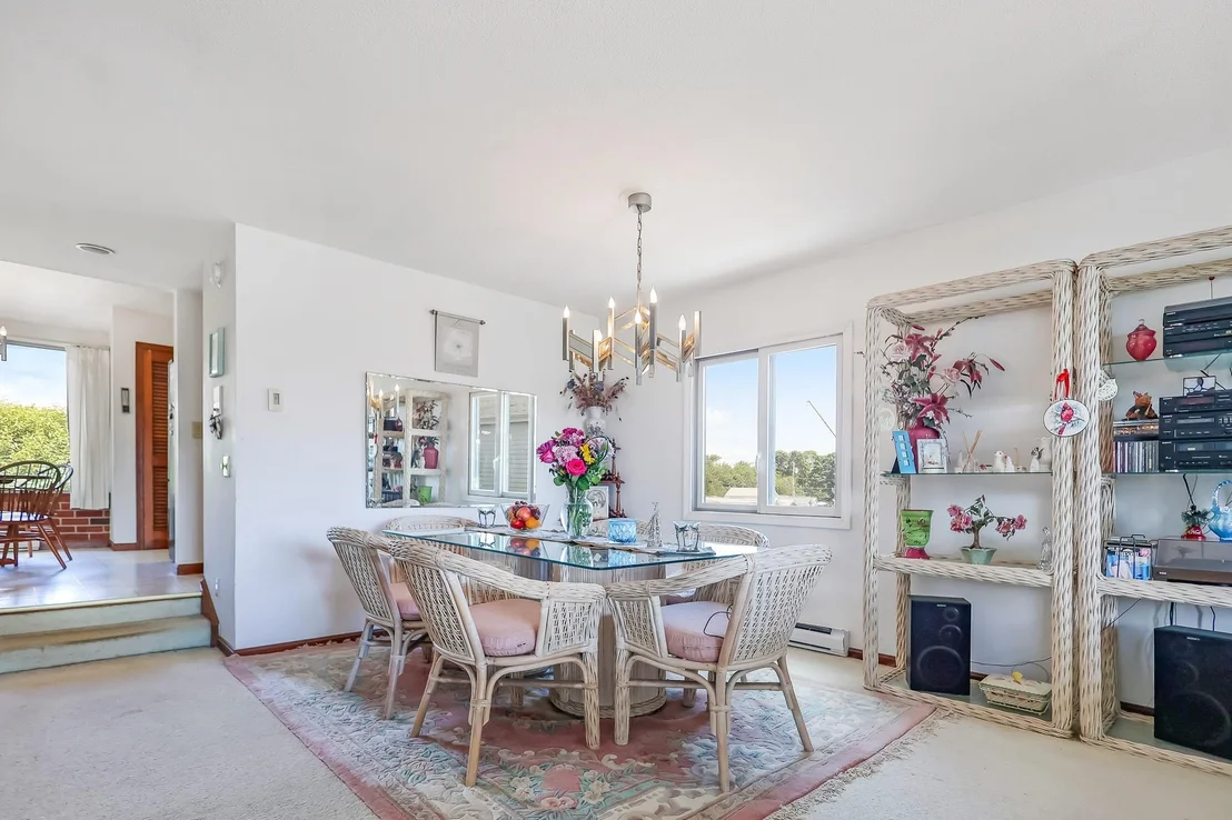 Photo of Unit 1 at 951 Ocean