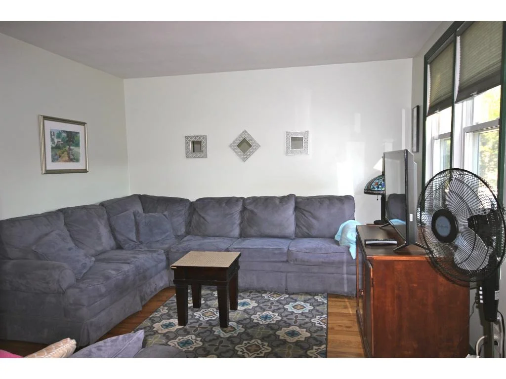 Photo of 6 Broadview Ave