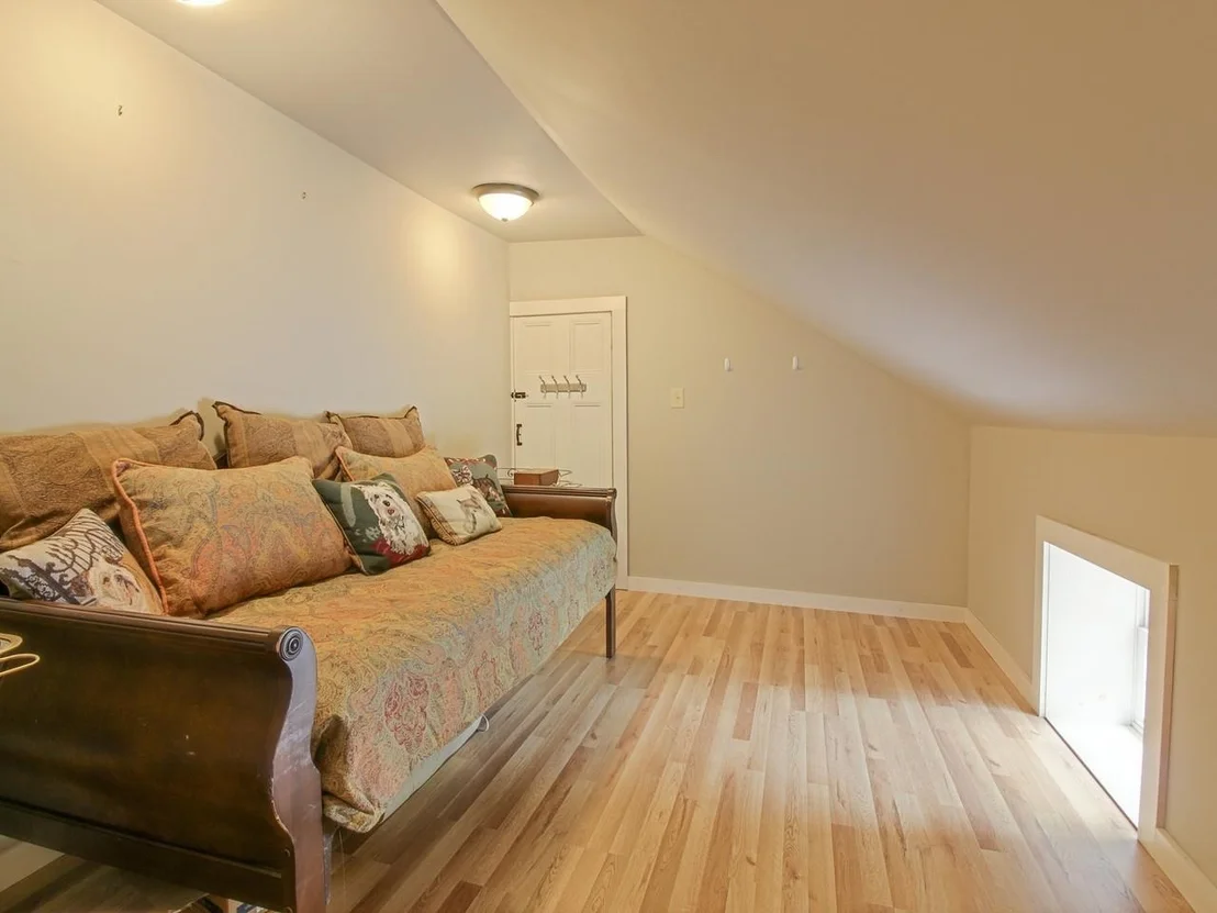 Photo of 383 St. Albans