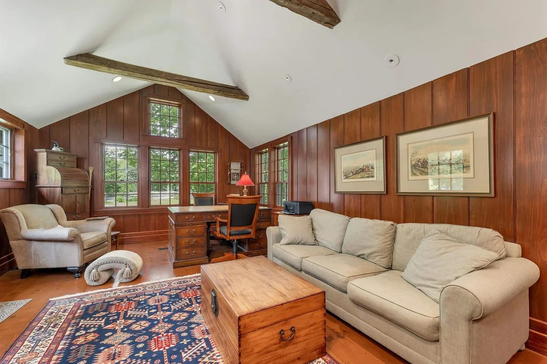 Photo of 108 Whitten Neck