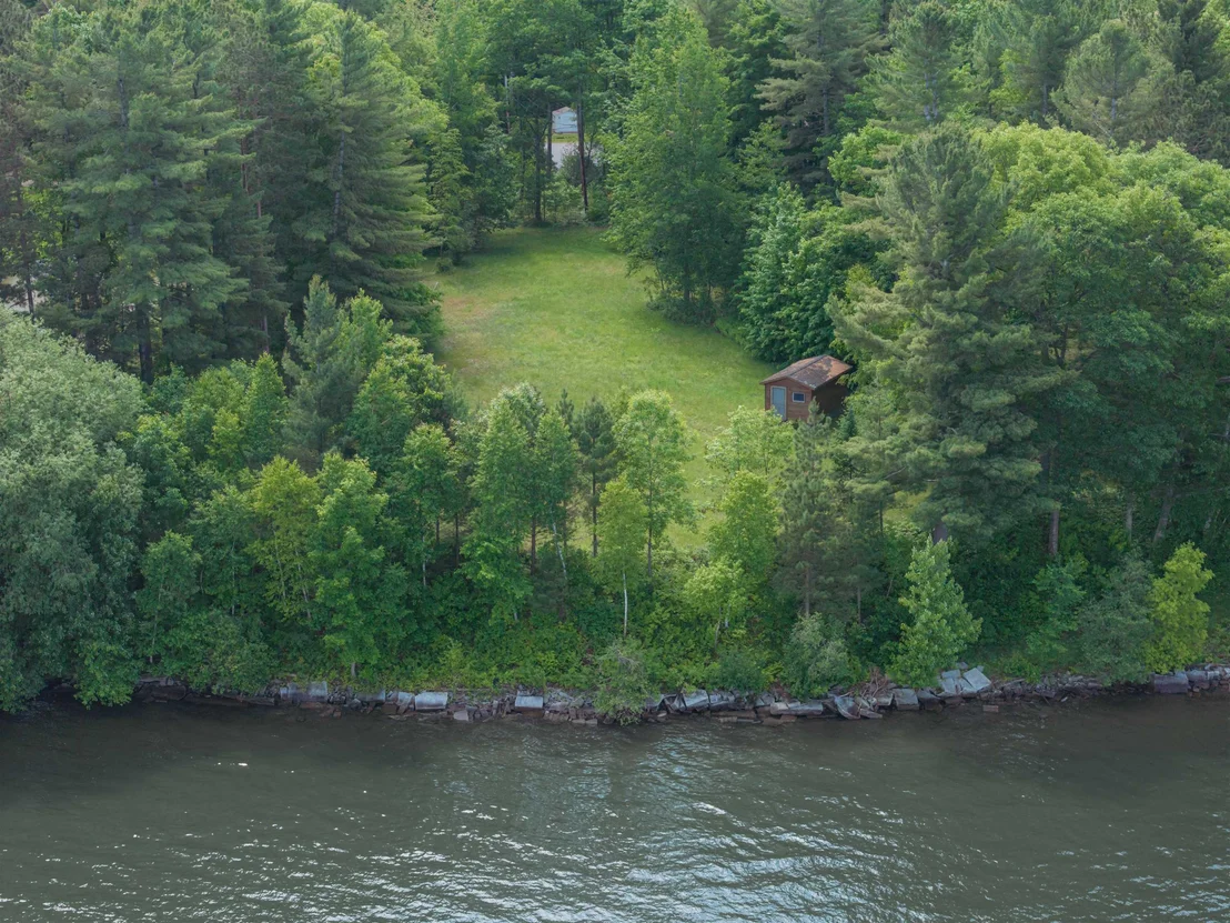 Photo of 1413 Bluff