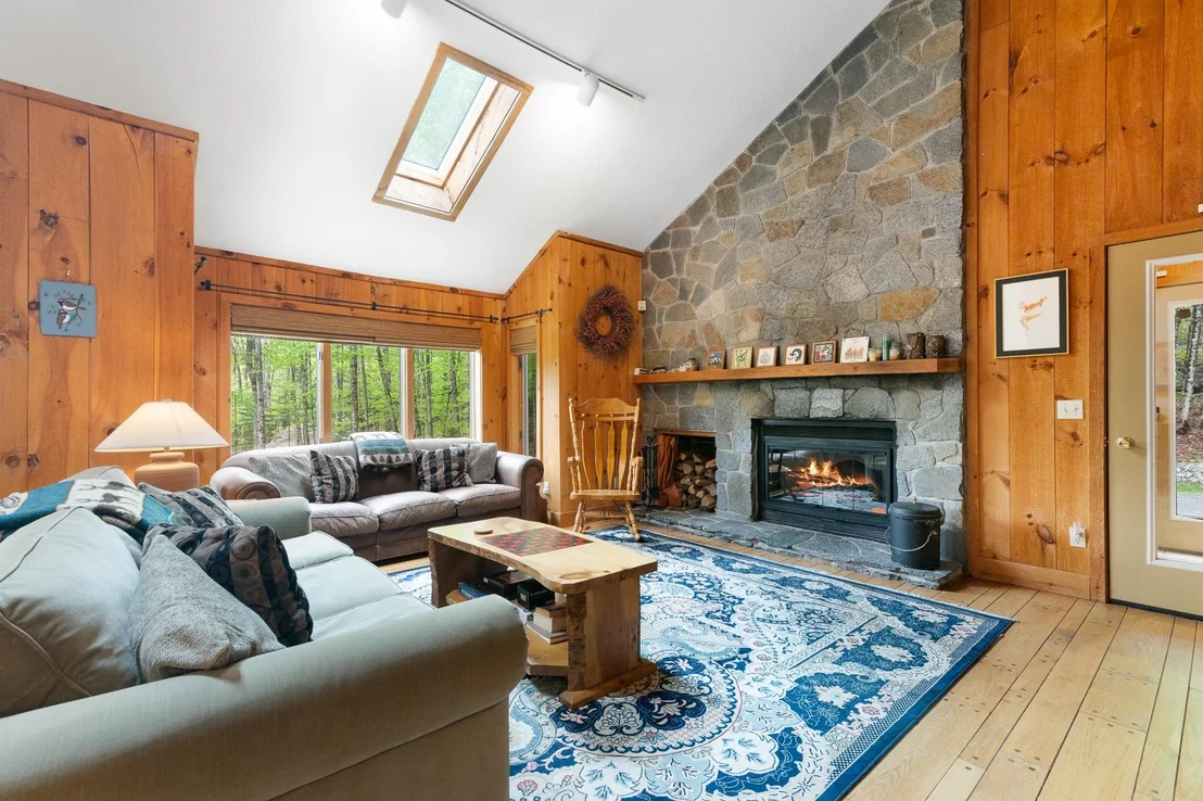 Photo of 34 Ellis Brook